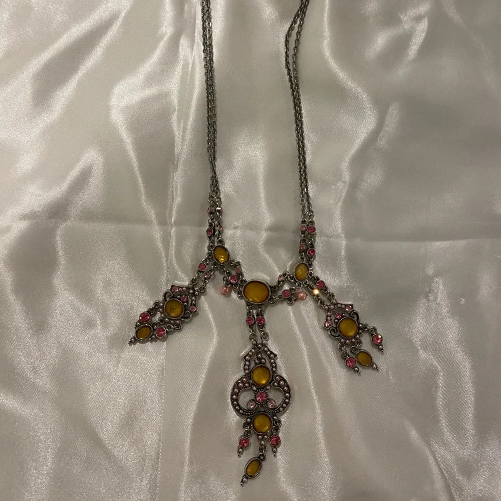 Necklace with various coloured stones. Lobster clasp - Picture 2 of 5